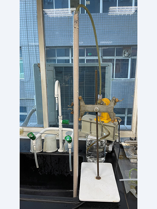 Experimental Test of Molybdenum Metal Adsorption Catalyst 03